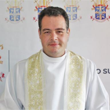 Pe. Kleiton Pena