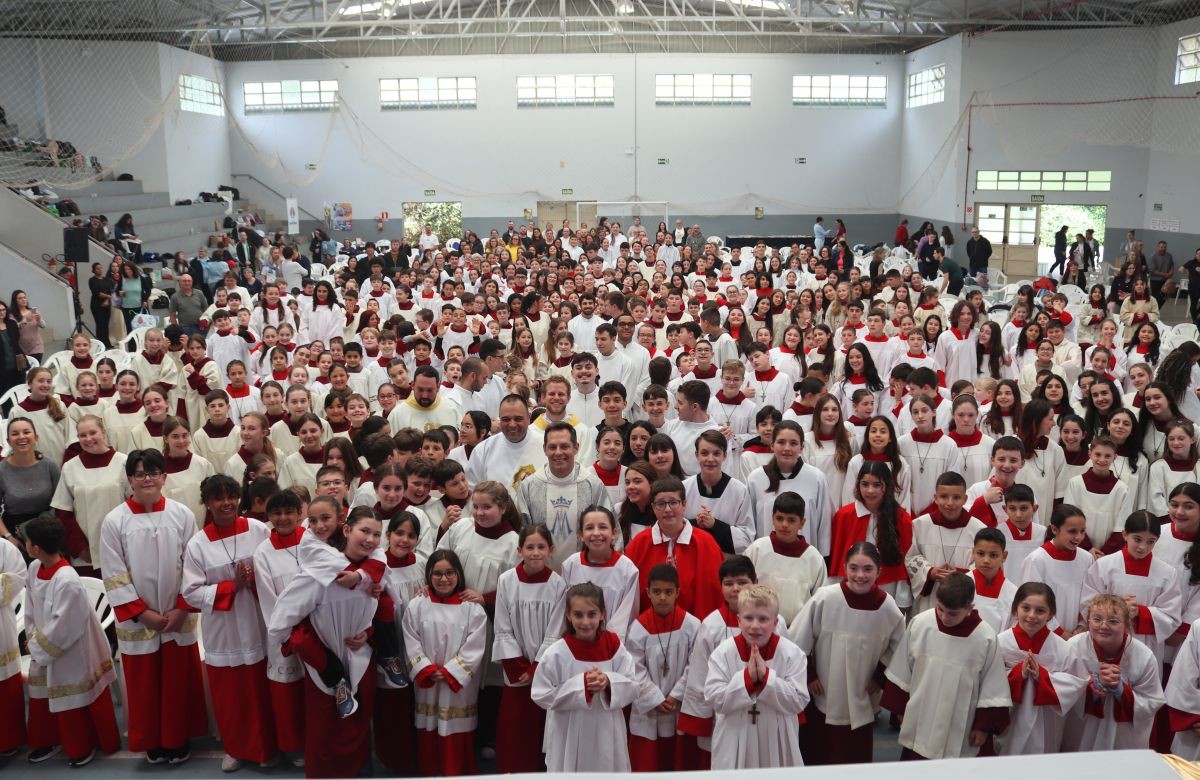 Foto de capa da notícia Mais de 600 pessoas participam do 10º Encontro Diocesano de Coroinhas e Acólitos em Caxias do Sul