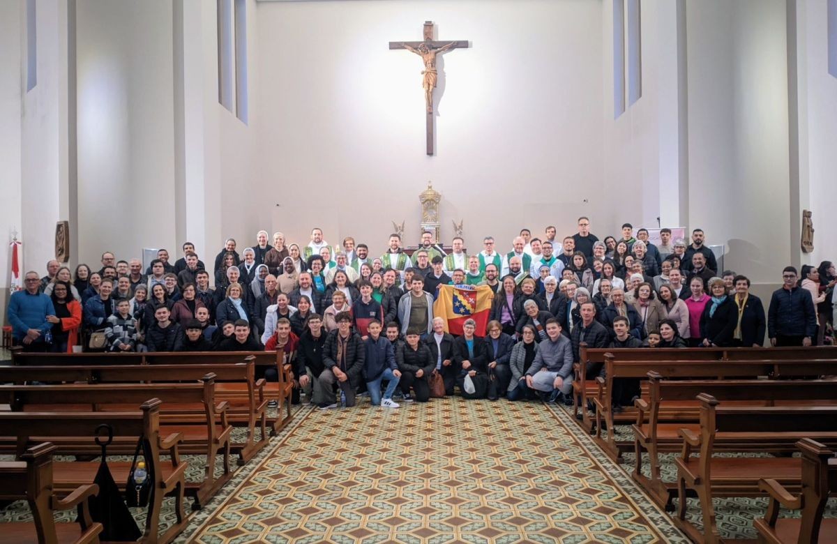 Foto de capa da notícia Jubileu Vocacional da Diocese de Caxias reúne Pastoral Vocacional, jovens e congregações no Santuário de Caravaggio