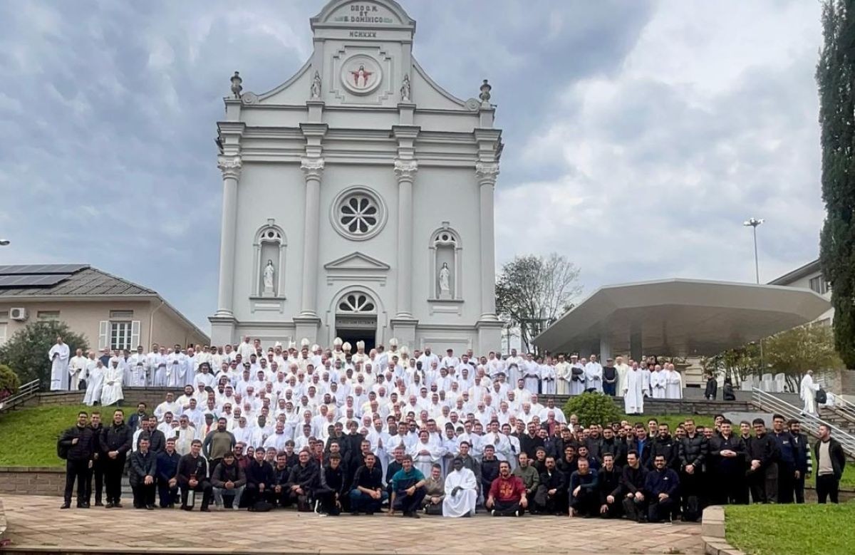 Foto de capa da notícia Padres e seminaristas da Diocese de Caxias do Sul participam de romaria jubilar em São Domingos do Sul
