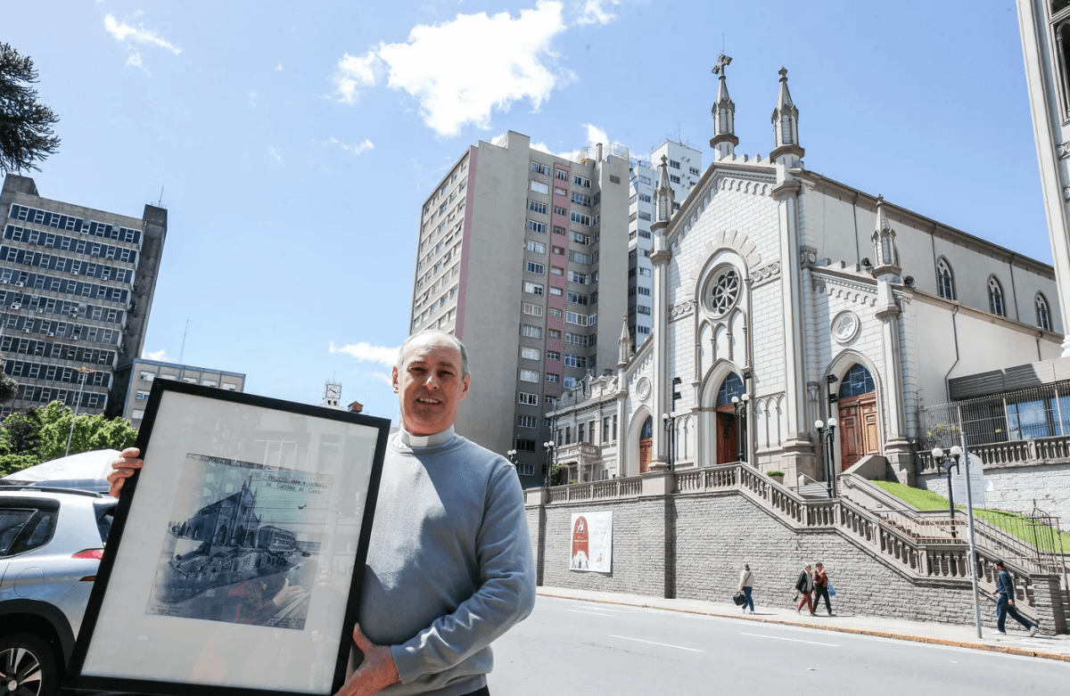 Foto de capa da notícia Construída em cima de rocha, Catedral completa 125 anos instalada em terreno que preserva as origens de Caxias