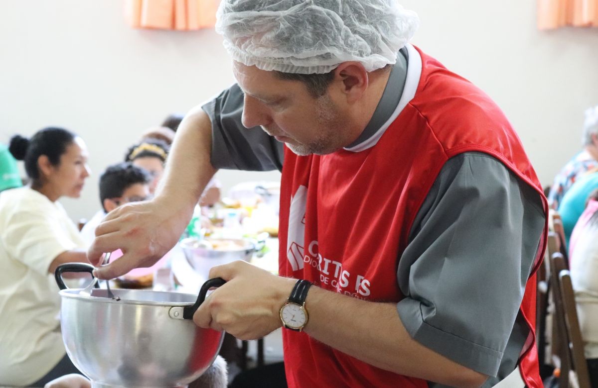 Foto de capa da notícia Vote aqui e ajude a Cáritas da Diocese de Caxias do Sul no concurso Tricot & Caridade da Ballardin Malhas