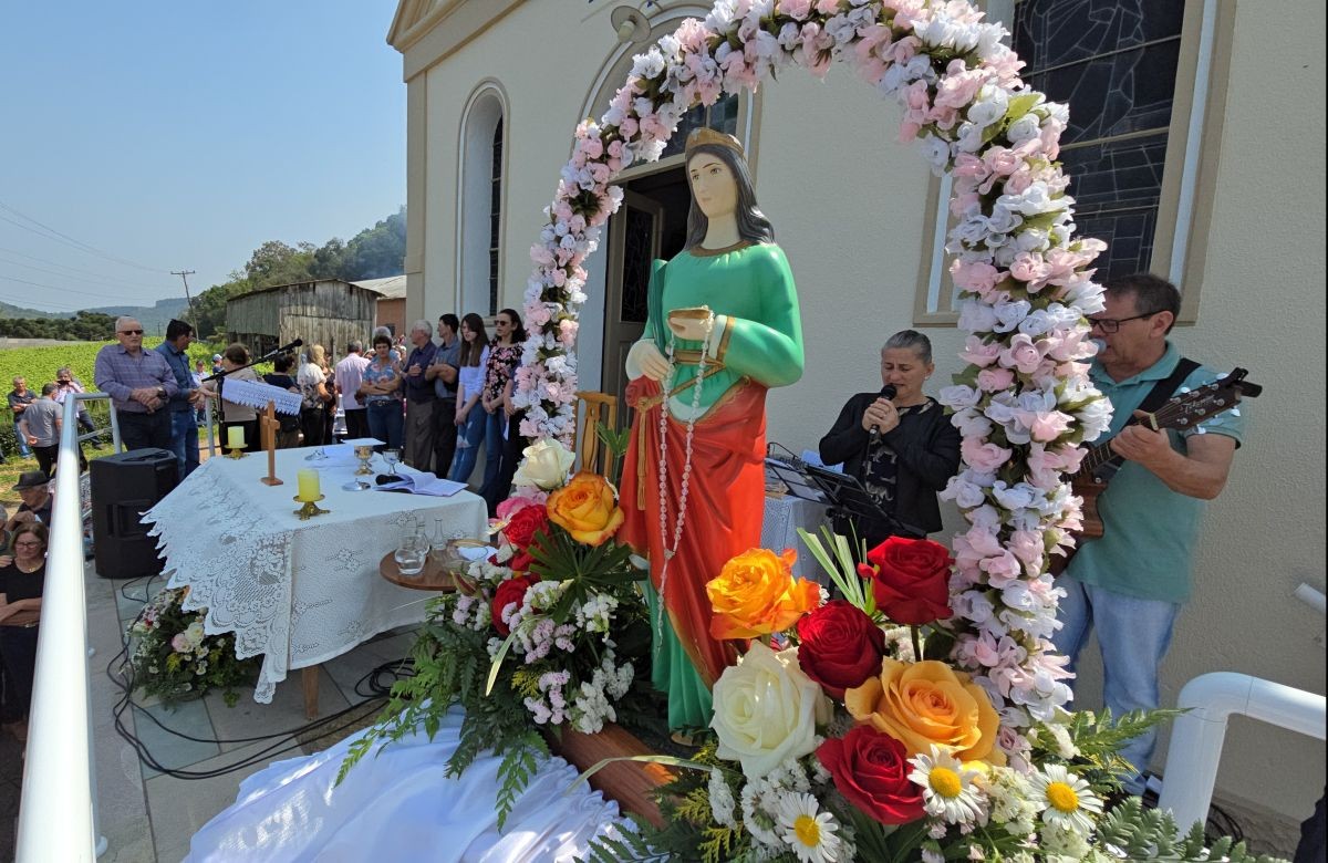 Foto de capa da notícia Comunidade de Santa Lúcia celebra 100 anos da inauguração da igreja, em Antônio Prado