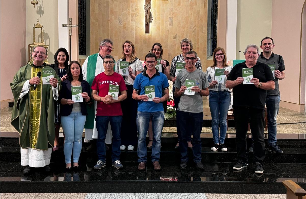 Foto de capa da notícia Missa na Paróquia Mãe de Deus, em Carlos Barbosa, marca o envio da equipe de coordenação da Região Pastoral de Garbaldi