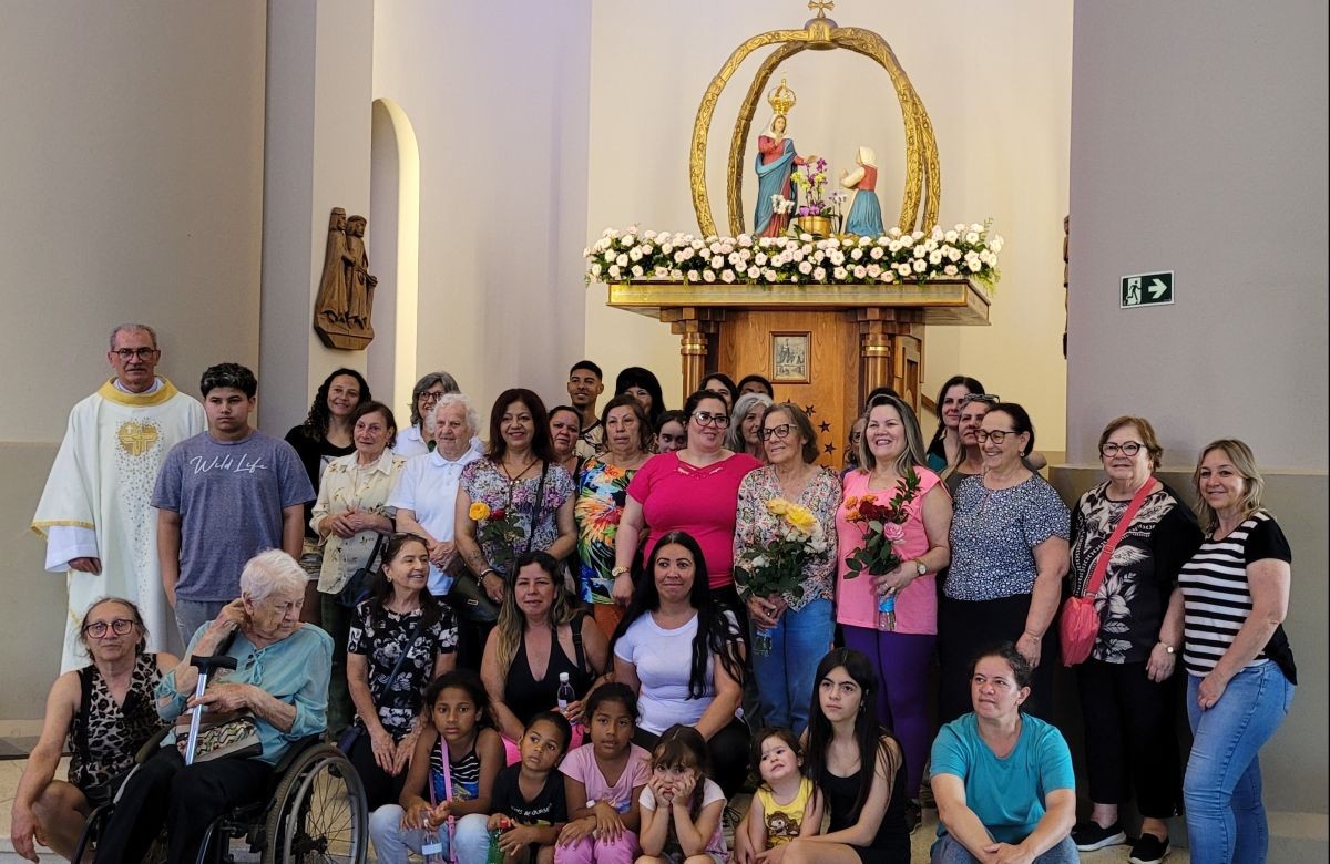 Foto de capa da notícia Romaria da Pastoral da Dignidade da Mulher leva mulheres assistidas ao Santuário de Caravaggio