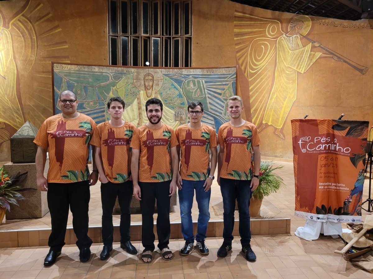 Seminarista Eduardo Cantelli participa da I Experiência Vocacional-Missionária Nacional “Pés a caminho”