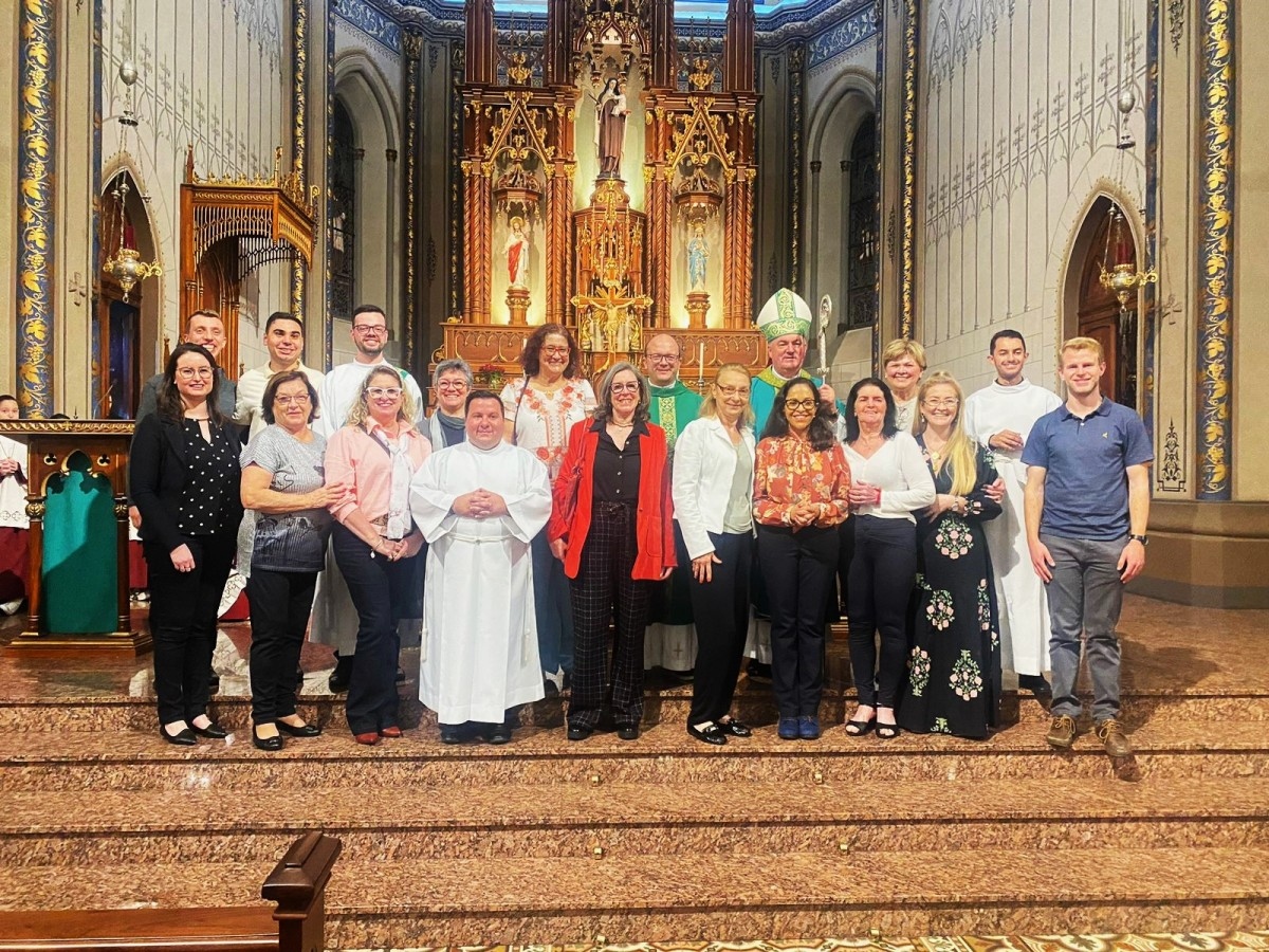 Celebração Eucarística marca entrega dos certificados de participação na "Escola da Fé" organizada pelos seminaristas