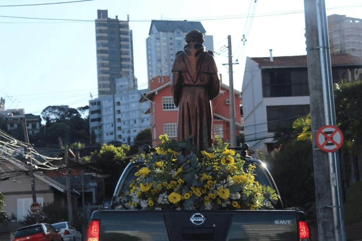 Paróquia Santo Antônio dá início às visitas de Santo Antônio, na programação da 146ª Festa