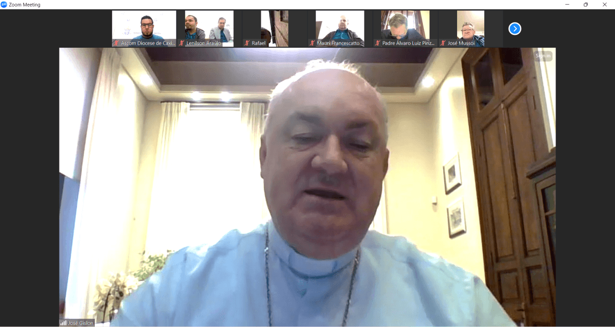 Dom José Gislon reúne clero que atua na Diocese de Caxias para  fortalecer a unidade da Igreja, povo de Deus