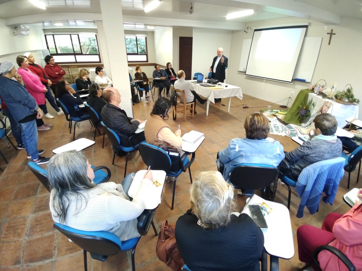 Pastoral da Criança da Diocese de Caxias do Sul se reúne em assembleia eletiva