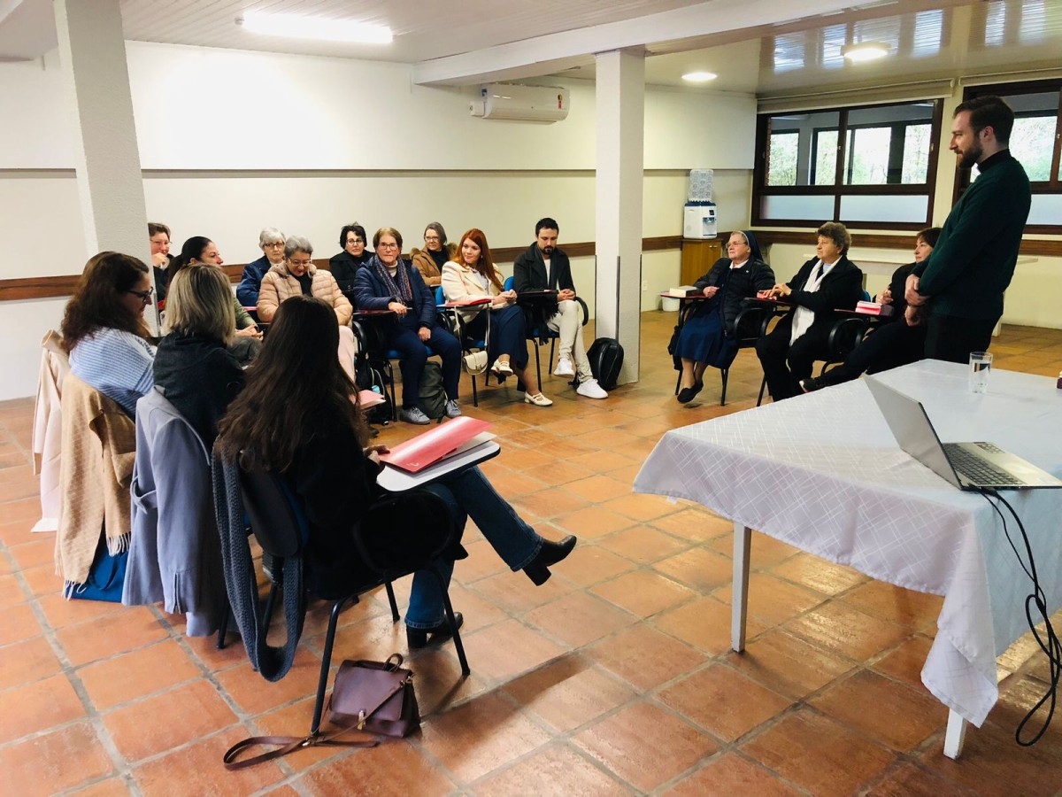 Em preparação ao Jubileu de 2025, Diocese de Caxias do Sul realiza primeira etapa da Escola de Oração
