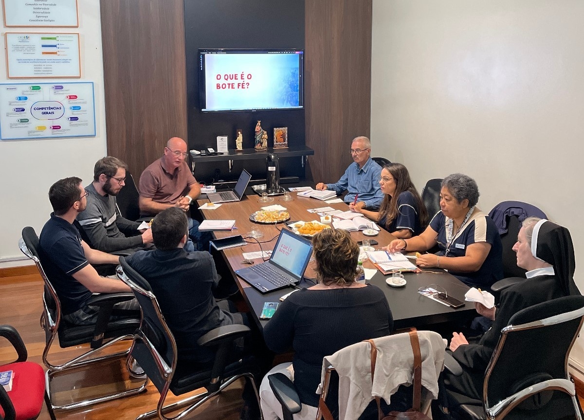 Comissão de Educação e Cultura da Diocese reúne representantes de escolas católicas de Bento Gonçalves e Farroupilha