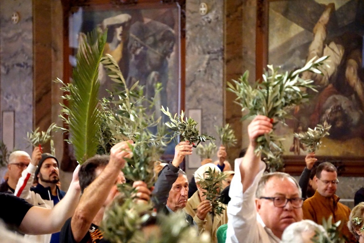 Iniciamos a Semana Santa com Fé e Devoção