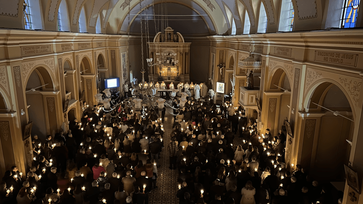 Missa Solene presidida por Dom José Gislon marca entrega da revitalização do Primeiro Santuário Mariano do RS