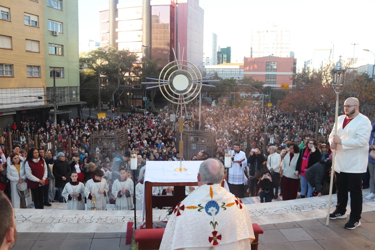 Caxias do Sul terá a celebração do Jubileu dos Ministros, dos Coroinhas e Acólitos na Missa de Corpus Christi
