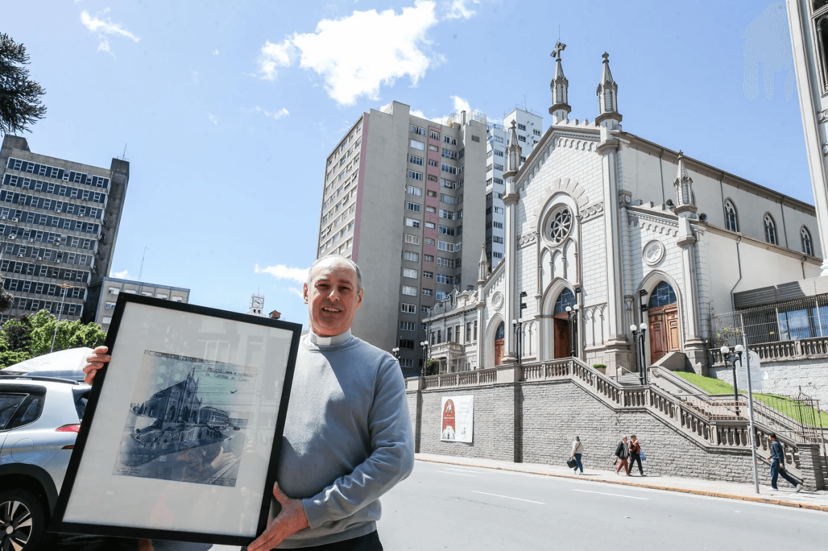 Construída em cima de rocha, Catedral completa 125 anos instalada em terreno que preserva as origens de Caxias
