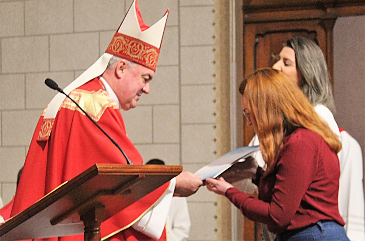 Missa na Catedral Diocesana de Caxias do Sul conclui fase local do Sínodo dos Bispos 2021-2023