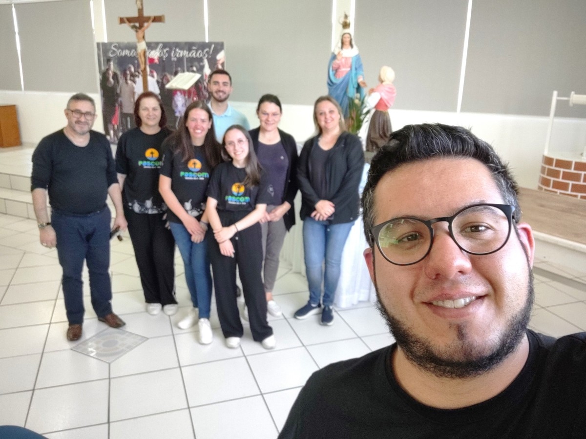 Pascom da Diocese de Caxias do Sul reúne comunicadores da Região Pastoral de Farroupilha