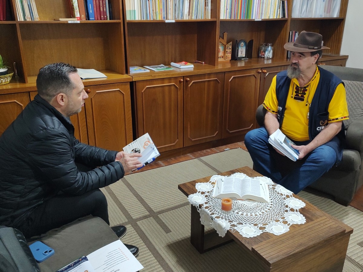 Diocese de Caxias do Sul recebe a visita do coordenador da Pastoral do Migrante do Regional Sul 3 da CNBB