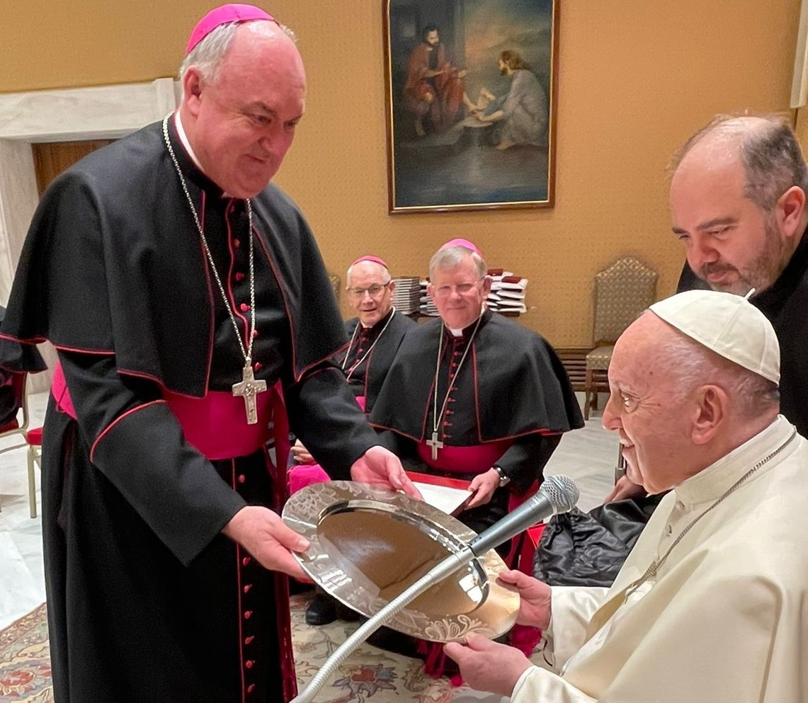 Bispos do Rio Grande do Sul se encontram com o Papa Francisco, em Roma