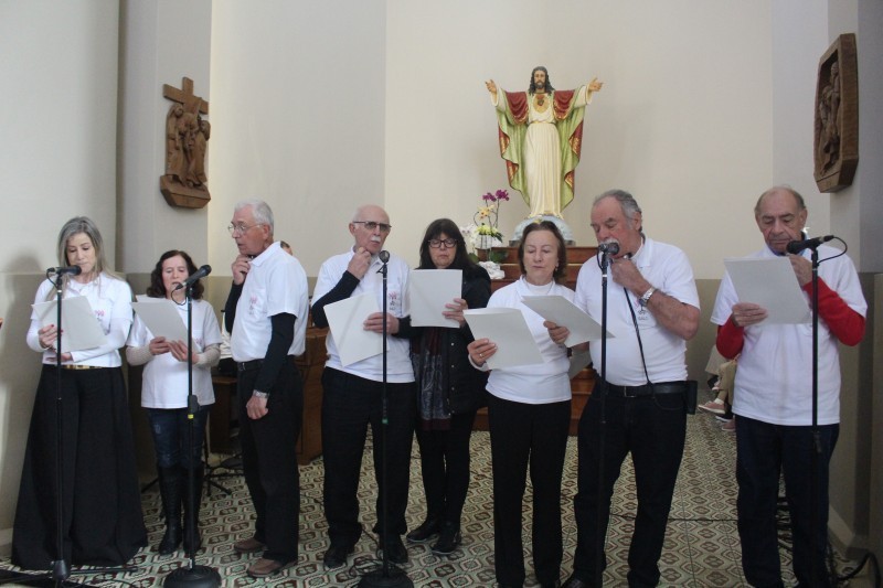 Coral de laringectomizados canta em celebração no Santuário de Caravaggio