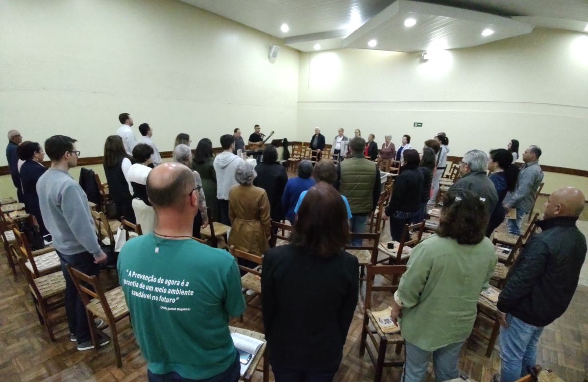 Foto de capa da notícia Ensaio de cantos do Advento reúne coros e equipes de liturgia, em Caxias do Sul